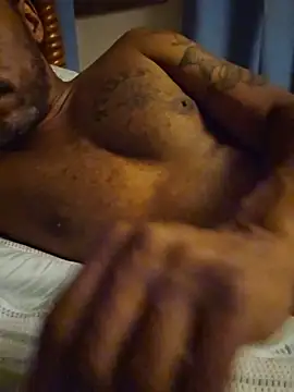 TraddyZaddy online show from May 17, 2026, 3:39 am