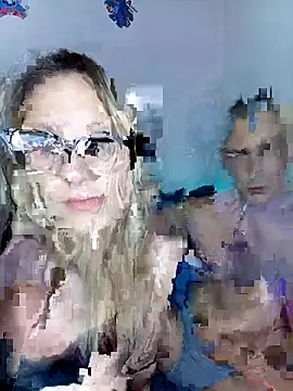 Laurazec online show from November 1, 2025, 7:41 pm