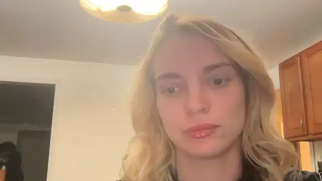 Snapshot of lanasharapovaxxx chatting on February 17, 2026, 12:41 am lanasharapovaxxx online show from February 17, 2026, 12:41 am