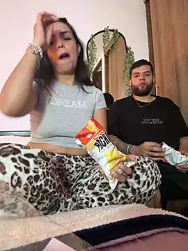 Snapshot of MailynAndNick chatting on February 3, 2026, 1:16 am MailynAndNick online show from February 3, 2026, 1:16 am