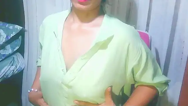 Snapshot of nalee_na chatting on November 25, 2025, 12:05 pm nalee na online show from November 25, 2025, 12:05 pm