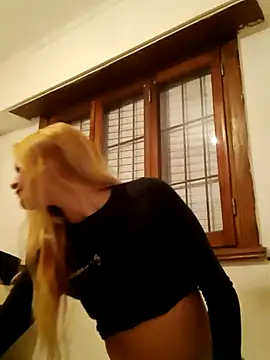 larubia arg online show from November 8, 2025, 3:54 am