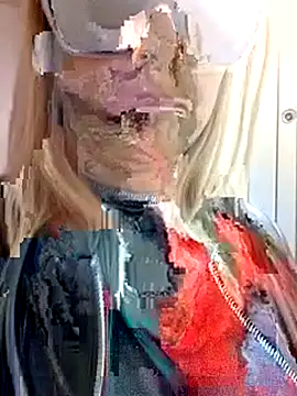 fragoli online show from November 5, 2025, 9:34 am