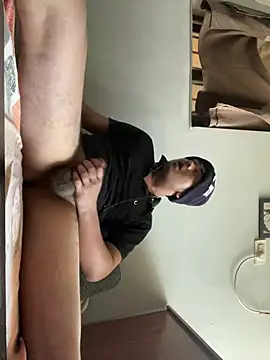 FlashyOcean53 online show from February 8, 2026, 6:00 am