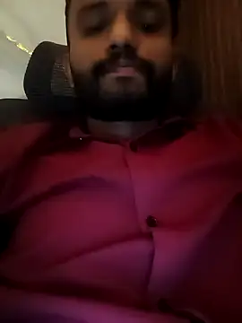 Snapshot of Advance01 chatting on November 6, 2025, 10:30 am Advance01 online show from November 6, 2025, 10:30 am