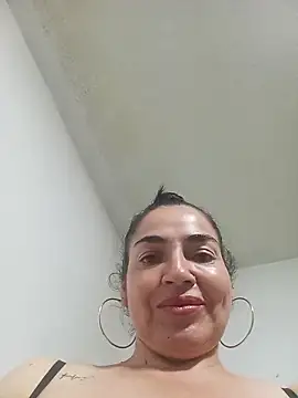 MaryRoze  online show from April 9, 2026, 1:29 am