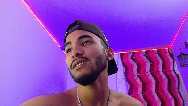 Boy Rockxx online show from November 25, 2025, 3:51 am