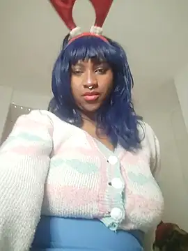 EvonyFoxxx online show from December 17, 2025, 10:59 pm