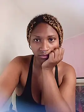 Snapshot of EvonyFoxxx chatting on July 9, 2026, 2:45 am EvonyFoxxx online show from July 9, 2026, 2:45 am