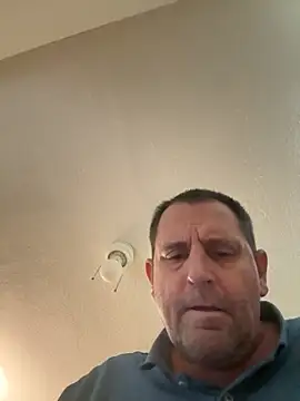 Travmostwantedd online show from November 27, 2025, 4:18 pm