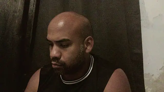 CoupleHotLatinBigAss online show from November 29, 2025, 1:39 am