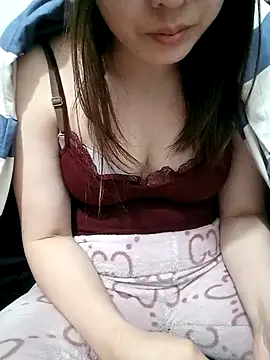 Snapshot of Elina_99 chatting on January 7, 2026, 2:16 am Elina 99 online show from January 7, 2026, 2:16 am