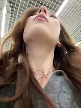 LilluKatten online show from March 7, 2026, 12:21 pm