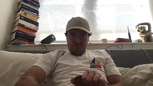 dutchpieter95 online show from April 14, 2026, 7:46 am