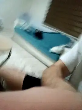 Snapshot of yasinesra757_ chatting on February 19, 2026, 5:21 pm yasinesra757 online show from February 19, 2026, 5:21 pm