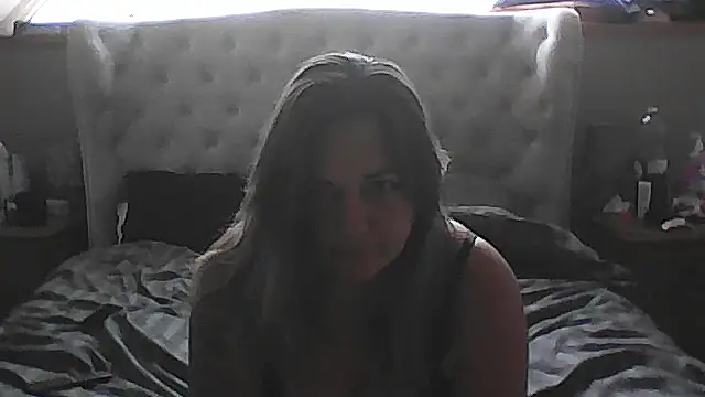 wetbox2 online show from October 31, 2025, 11:51 am