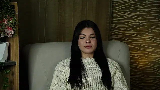 TarshaVrsery online show from November 3, 2025, 12:09 pm