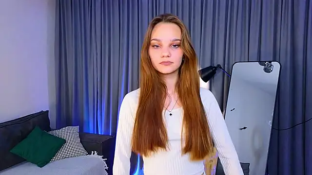 KarlaMagnett online show from November 12, 2025, 3:38 pm