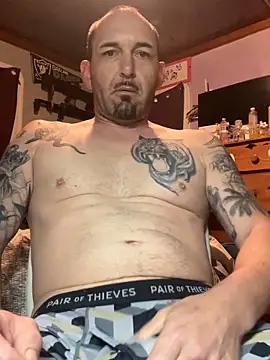 RobsBigD online show from November 12, 2025, 4:33 pm