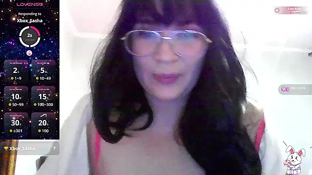 Snapshot of AmeliaSamojlenko chatting on November 28, 2025, 6:41 pm AmeliaSamojlenko online show from November 28, 2025, 6:41 pm