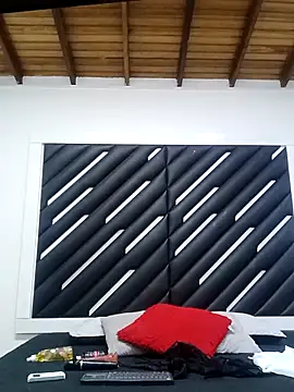 Samaraa Lee online show from December 15, 2025, 11:16 am