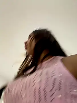 Snapshot of Ania_rose chatting on November 22, 2025, 7:35 pm Ania rose online show from November 22, 2025, 7:35 pm