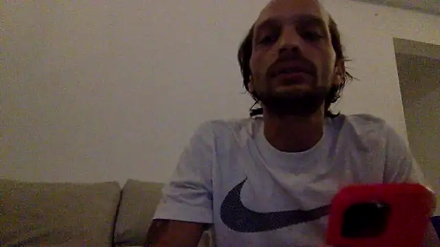 Zaskeee online show from October 31, 2025, 8:16 pm