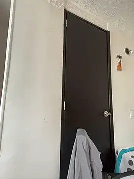 Saray lo online show from October 31, 2025, 7:54 pm