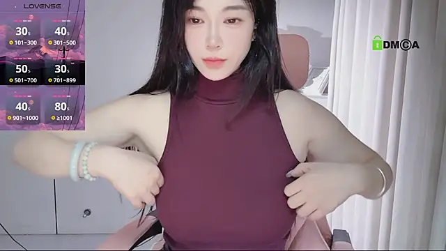 YunShan-33 online show from May 25, 2026, 4:23 am
