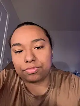 negriitha1406 online show from October 31, 2025, 8:33 am