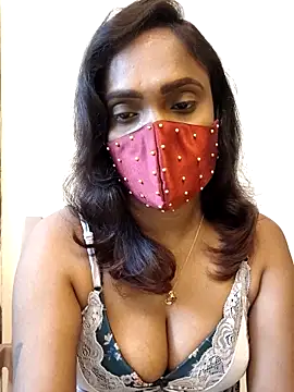 Snapshot of Queen-dhivya chatting on February 8, 2026, 2:26 pm Queen-dhivya online show from February 8, 2026, 2:26 pm