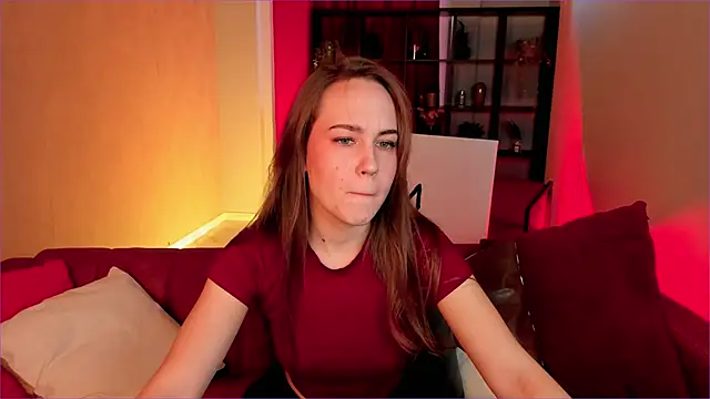 Snapshot of ElinVale chatting on November 27, 2025, 9:10 am ElinVale online show from November 27, 2025, 9:10 am