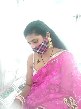 Snapshot of Divine_Lustt chatting on February 21, 2026, 8:49 am Divine Lustt online show from February 21, 2026, 8:49 am