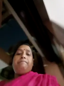 Hot-Sana2 online show from November 6, 2025, 1:15 pm