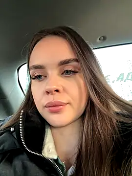 KristiRich online show from November 15, 2025, 7:34 am