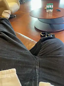 Snapshot of alan0ass chatting on February 28, 2026, 11:32 am alan0ass online show from February 28, 2026, 11:32 am