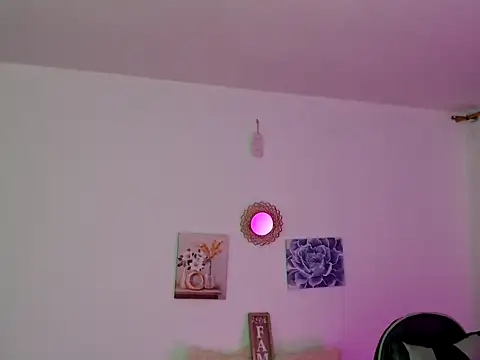 Snapshot of Samanta_777 chatting on February 20, 2026, 7:21 am Samanta 777 online show from February 20, 2026, 7:21 am