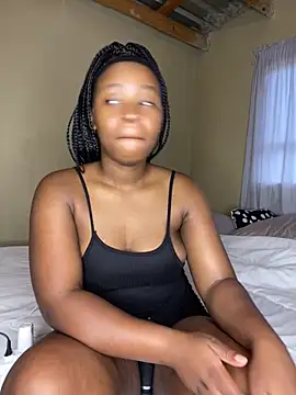 Snapshot of MiyaXo2 chatting on February 28, 2026, 3:11 pm MiyaXo2 online show from February 28, 2026, 3:11 pm