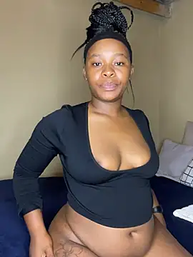 Snapshot of MiyaXo2 chatting on February 19, 2026, 7:55 pm MiyaXo2 online show from February 19, 2026, 7:55 pm