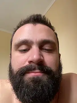 ivanmasliuk online show from November 13, 2025, 9:02 am