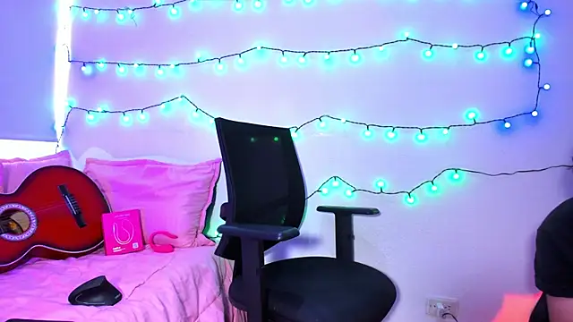 saint dark online show from December 20, 2025, 1:47 pm