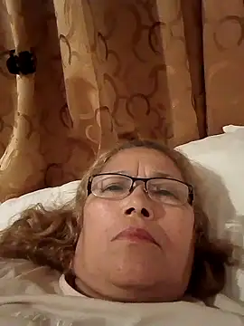 Cessi50 online show from November 8, 2025, 1:53 am