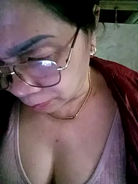 small-house123 online show from February 20, 2026, 6:26 am