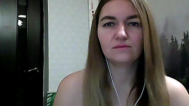 CandyOLimeX online show from December 17, 2025, 10:59 pm