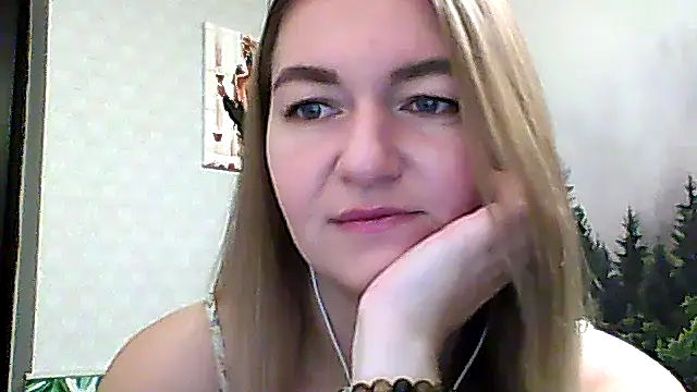 CandyOLimeX online show from November 24, 2025, 10:10 pm