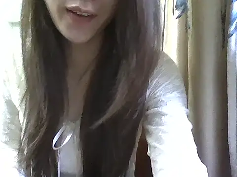 Snapshot of Daisy_pink chatting on November 3, 2025, 5:23 am Daisy pink online show from November 3, 2025, 5:23 am