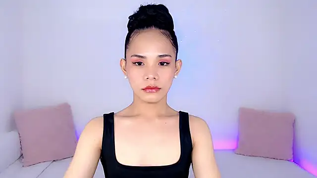 ursexydelancy  online show from December 4, 2025, 7:13 pm