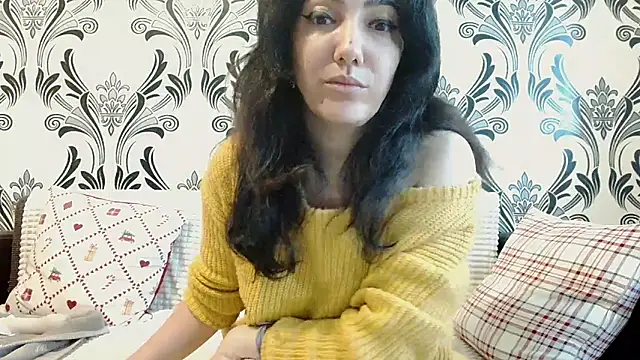 CharmingPearl online show from February 5, 2026, 7:48 am