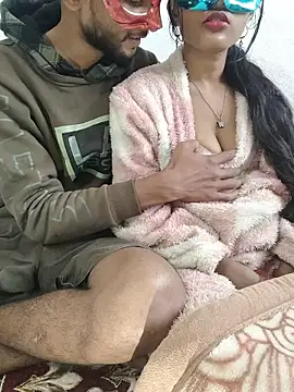 baby Cpl21 online show from December 17, 2025, 6:07 am