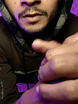 baby Cpl21 online show from January 14, 2026, 3:54 am